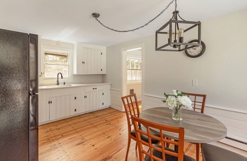 Southold House | Sweeping Dunes Beach Cottage