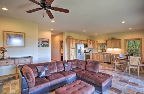 Whittier Cabin | Sweeping Smoky Mountain Views: ‘Bella Vista' Cabin