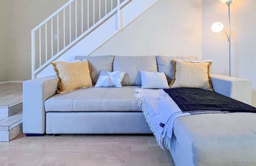 Silverado Ranch House | Sweet 2 bedroom home at Vegas