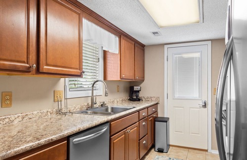 The Dunes House | Sweet Beach Retreat at Summer Cottages - 3 Bed/2 Bath Cottage w/ Community Pool - Close to Beach!!!