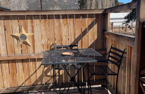Buena Vista Cottage | Sweet Buena Vista Getaway. 1200 Sq. ft. Walking Distance to everything! STR#269