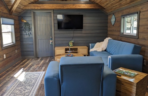Goreville Cabin | Sweet cabin in the woods