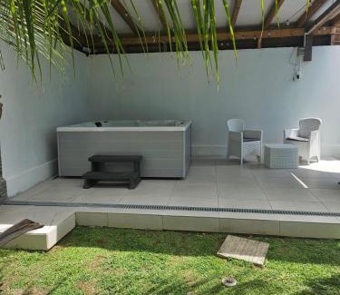 Saint-Pierre Apartment | Sweet Colibri