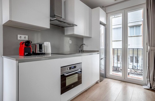 Cuatro Caminos Apartment | Sweet Cuatro Caminos 2BR, nr Corte Inglés & Stadium, by Blueground