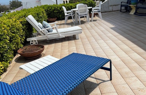 Villanova Villa | Sweet Dreams Villanova Gorgeous Beachfront Villa with incredible view of the sea
