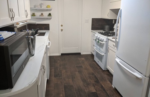 Olympia House | Sweet East Olympia Rambler with many amenities