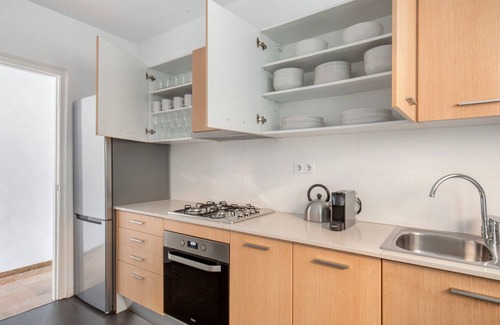 El Putget i Farro Apartment | Sweet El Putxet i el Farró 3BR w/Doorman, Pool & Garden, by Blueground