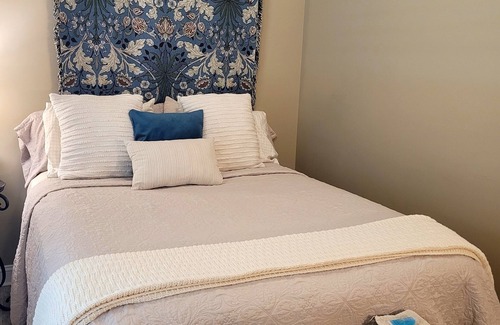 Madison House | Sweet Gum at Dugan Hollow Retreats ~nPrivate, charming 1-bedroom Guest House