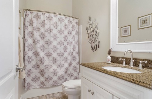 Madison House | Sweet Gum at Dugan Hollow Retreats ~nPrivate, charming 1-bedroom Guest House