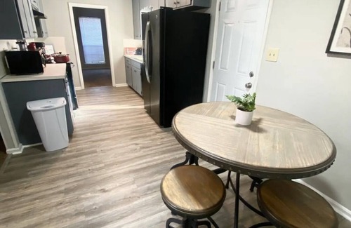 Gunter Afs House | Sweet Home Alabama 4BR 2BA oasis w/pool WI-FI Free Parking