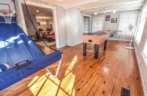 Northport House | Sweet Home Alabama Sleeps 8
