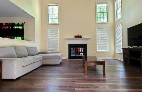 Cary Villa | Sweet Home in the heart of Cary Close to NCSU UNC DUKE