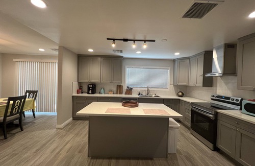 El Monte House | sweet home