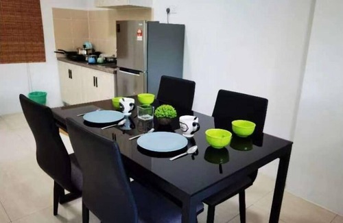 Kuah Apartment | Sweet Homestay Suite 3BD Room@Simfoni Kuah
