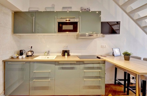 Hotel de Ville - Quinconces Apartment | Sweet Melody - Beau Duplex - Quartier Saint Pierre