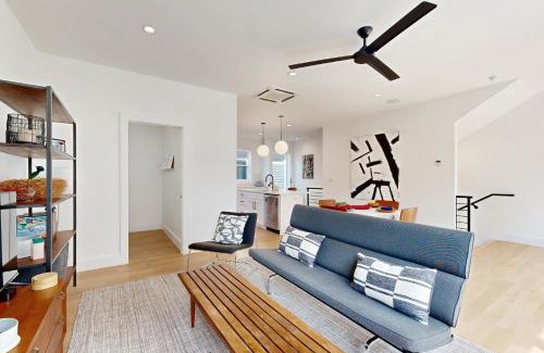 Downtown House | Sweet Retreat on the Square