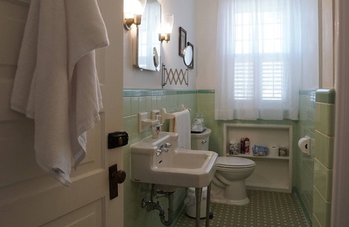 Conover Bed & Breakfast | Sweet Tea Bed & Breakfast