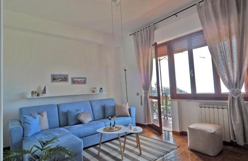 San Terenzo Apartment | Sweet View Blue Of Patty 1