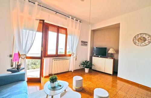 San Terenzo Apartment | Sweet View Blue Of Patty