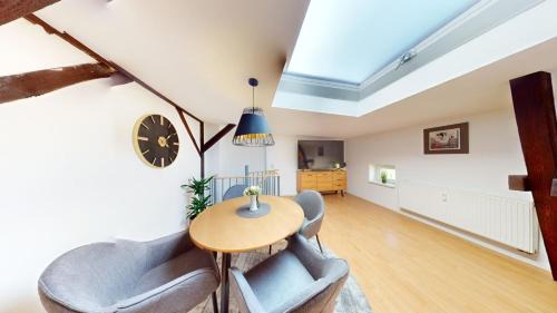 Magdeburg Apartment | SweetHome - Luxus Apartment auf 2 Etagen
