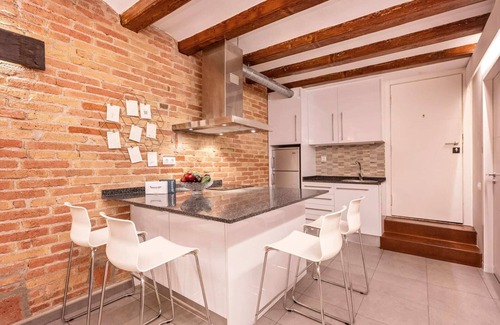 El Poble-sec Apartment | Sweett | Gallery Poble Sec I