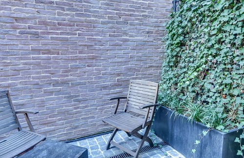 Montmartre Apartment | Sweett | Tardieu I - Two Bedroom Apartment, Sleeps 6