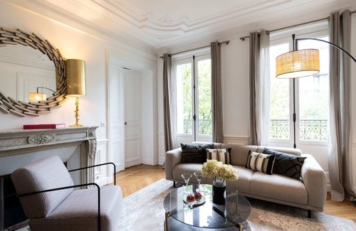 Faubourg-du-Roule Apartment | Sweett | Wagram Suite II