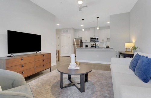 Port Charlotte Apartment | Swiftwater Apartments By Barsala