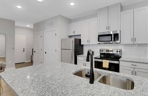 Port Charlotte Apartment | Swiftwater Apartments By Barsala