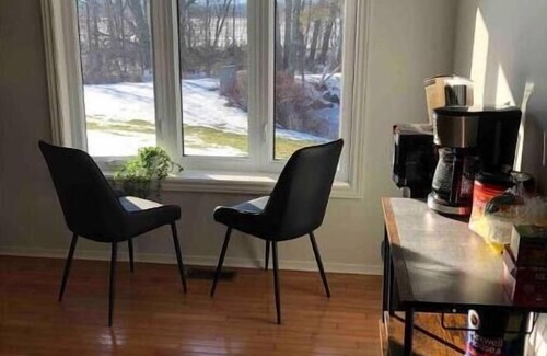 Nottawa House | Swim & Ski Country Getaway