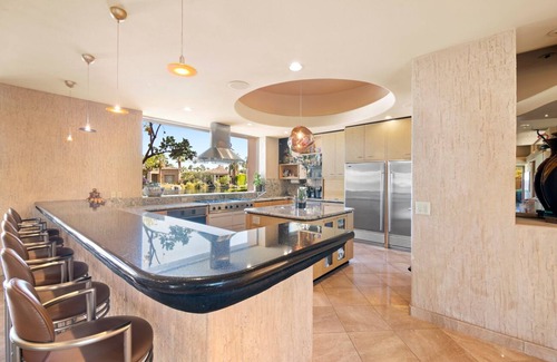 La Quinta House | SWIM UP POOL BAR/SPA, POOL TABLE,6 EN SUITES, PING PONG, PUTTING GREEN 227370