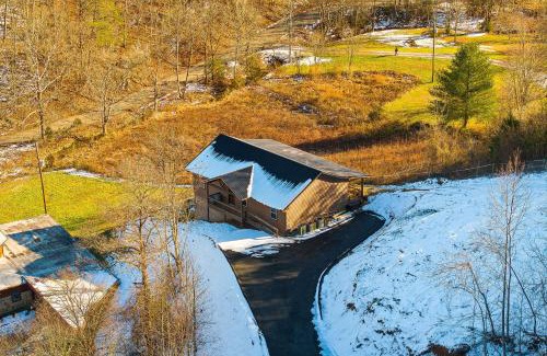 Seymour House | Swimming in the Smokies by American Patriot Getaways