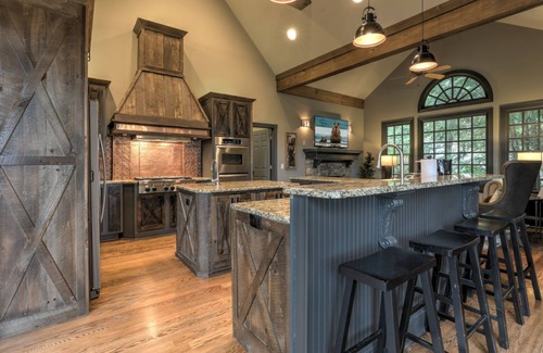 Big Canoe House | Swimming Pool, Steamy Hot Tub, Home Theater, Sunroom, Game Room & Community Extras - Red Fox Manor