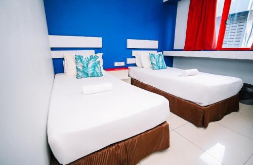 SS 2 Hotel | Swing & Pillows - PJ SS2