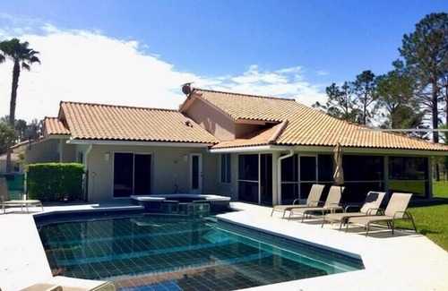 Clermont House | SWISS 47 - Golf Course