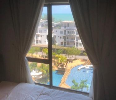 Tanjung Apartment | Swiss Garden Residence Pool Sea view Beach Resort LUXURY apartment & FaMiLy SUITE