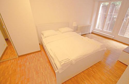 Basel Apartment | Swiss Star Basel Schweizergasse - Self Check-In
