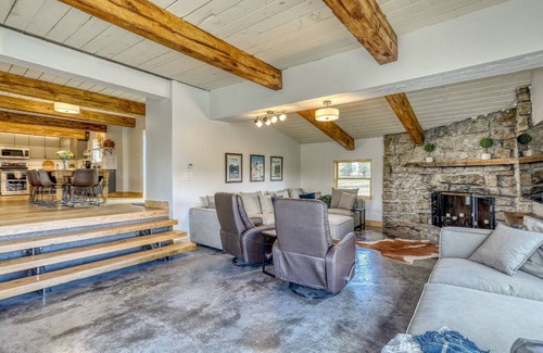 Pagosa Springs House | Swiss Summit Pagosa: Newly Remodeled Chalet with Hot Tub, Stunning Views, Minutes to Downtown Pagosa