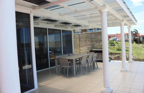 Merimbula House | Sybella