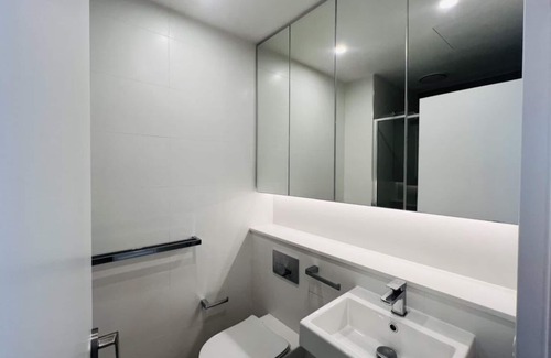 Strathfield Apartment | Sydney One Bedroom Apartment Close to Train st. Free Parking