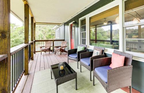 Sylva House | Sylva Riverfront Cabin Near WCU Pet-Friendly!