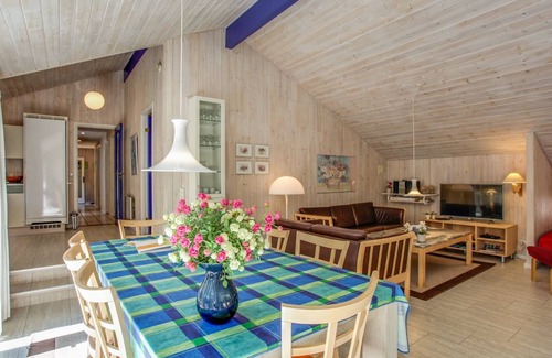 Dueodde House | "Sylvia" - 900m from the sea by Interhome