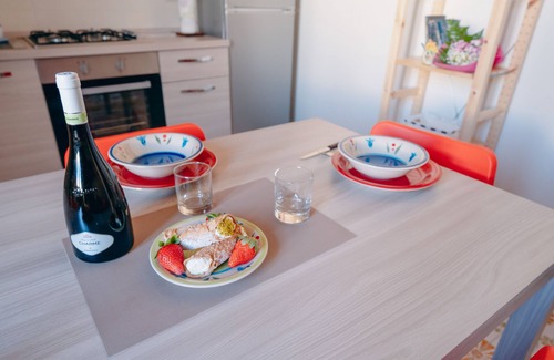 Santa Lucia House | SyracuseApartments, apartment for 8 people 200m from the sea and 1km from Ortigia