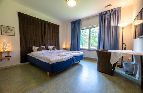 Skinnskatteberg Municipality Hotel | Systemairhallen Bed&Breakfast