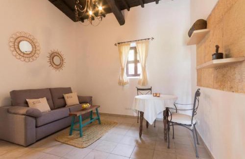 Sant Josep de sa Talaia House | Típica Casa Rural Ibicenca Con Piscina Privada!