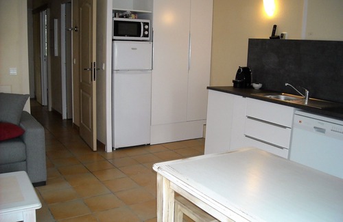 Behobie Apartment | T beautiful app-corniche Basque, 300 m'Ocean, equipment. complete, Urrugne, Hendaye