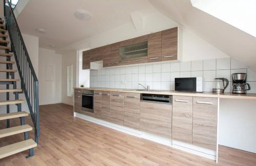 Hamborn Apartment | T&K Apartments - DUISBURG - AREAL GOETHE 4 Zimmer Maisonetten mit Privatparkplätzen