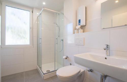 Krefeld Apartment | T&K Apartments - Studio Apartments - 22 min MESSE DUS & Airport DUS
