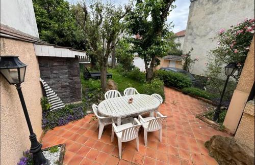 Bourg-la-Reine Villa | T - Maison 5 chambres 3 min metro RER - PARC EXPO
