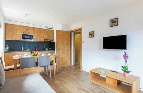 La Tzoumaz Apartment | T-Resort La Tzoumaz 3p6 vue vallée by Interhome